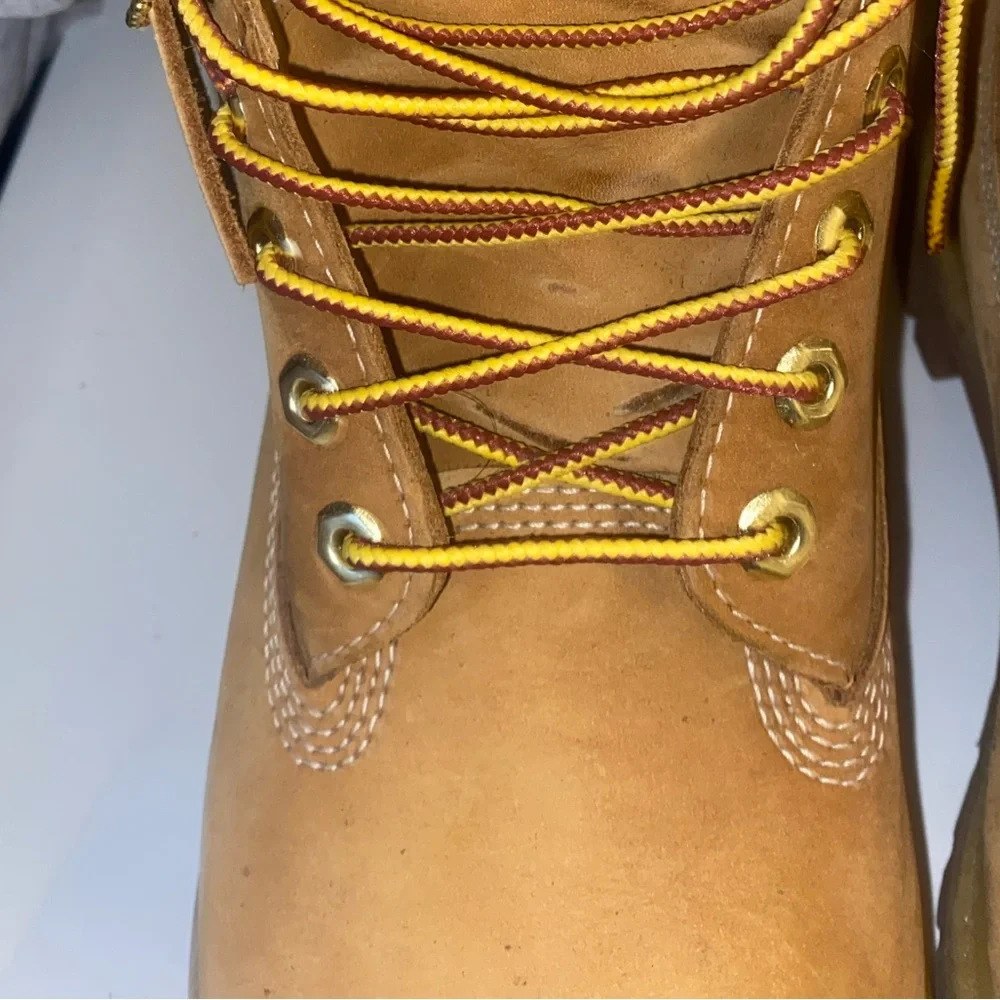 Timberlands - Picture 5 of 11